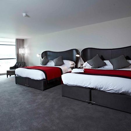 Brooklands Hotel & Spa Weybridge Ngoại thất bức ảnh