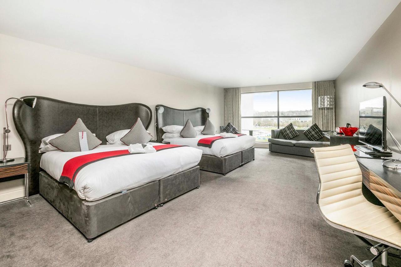 Brooklands Hotel & Spa Weybridge Ngoại thất bức ảnh