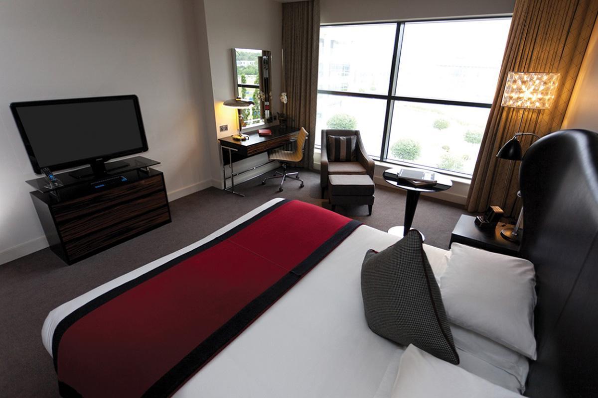 Brooklands Hotel & Spa Weybridge Ngoại thất bức ảnh