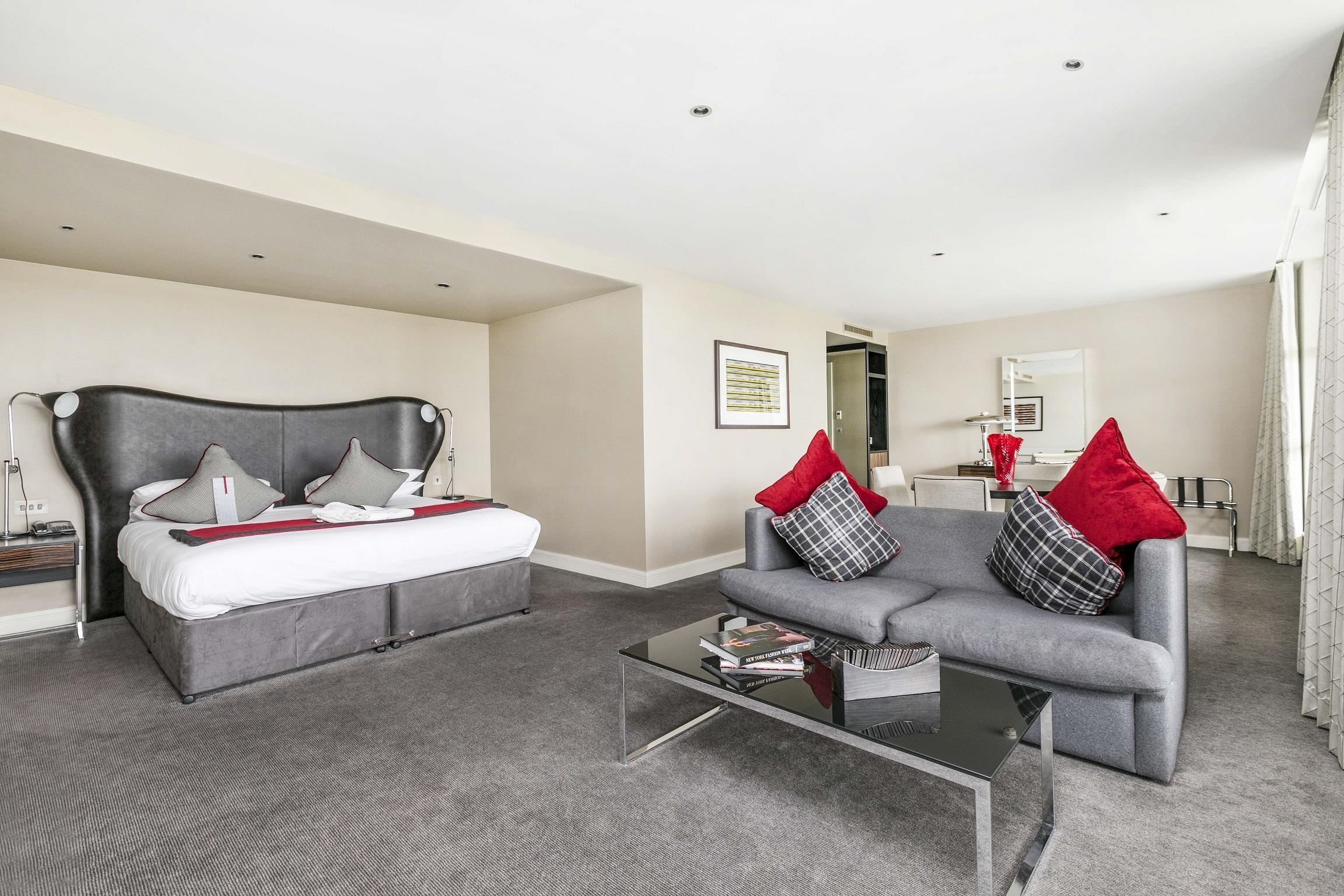 Brooklands Hotel & Spa Weybridge Ngoại thất bức ảnh