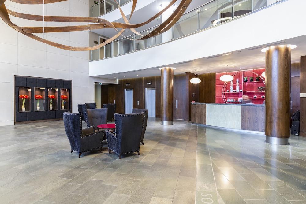 Brooklands Hotel & Spa Weybridge Ngoại thất bức ảnh